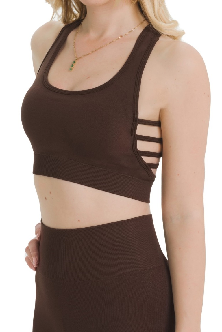 Lanuma Pure bezešvý top v hnědé barvě spojuje elegantní vzhled a pohodlné přizpůsobení. Měkký seamless materiál se krásně přizpůsobí tělu a poskytuje maximální pohodlí.
